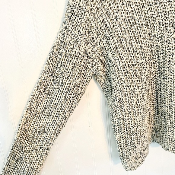 Harper Heritage Blue and White Marble Knit Sweater - Small - Picture 6 of 12